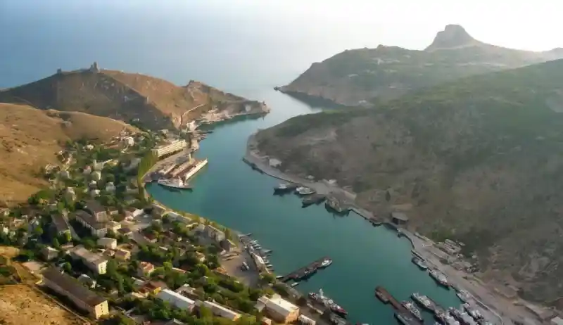 Комплекс инженерных изысканий: объекты культурного наследия в Балаклавской бухте